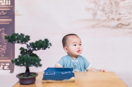 栖霞宝宝总是抠鼻子 栖霞宝宝总是抠鼻子